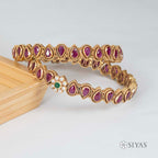 Red drop stone bangle (Single)