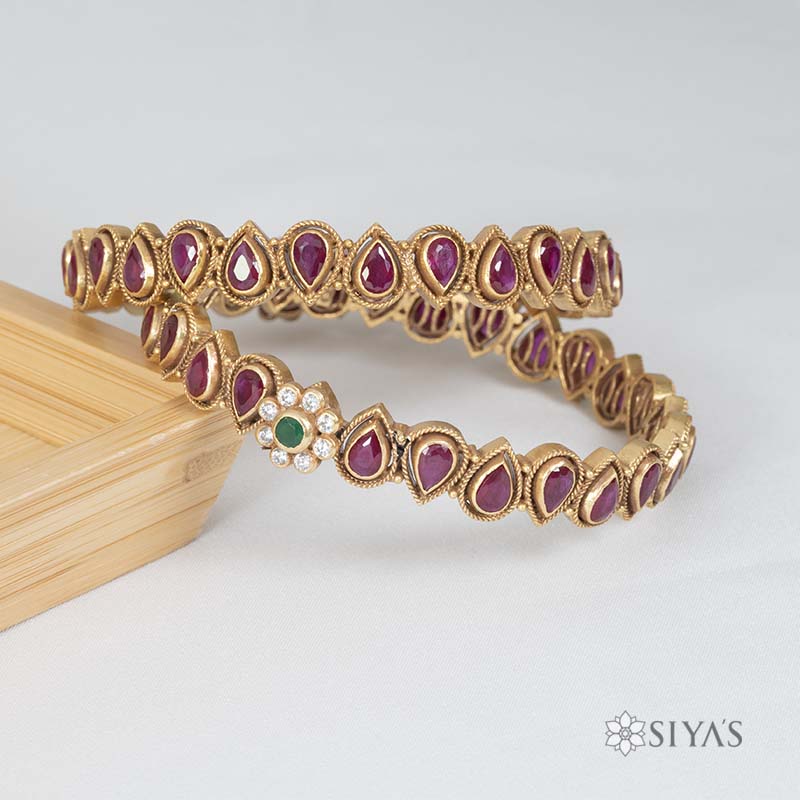 Red drop stone bangle (Single)