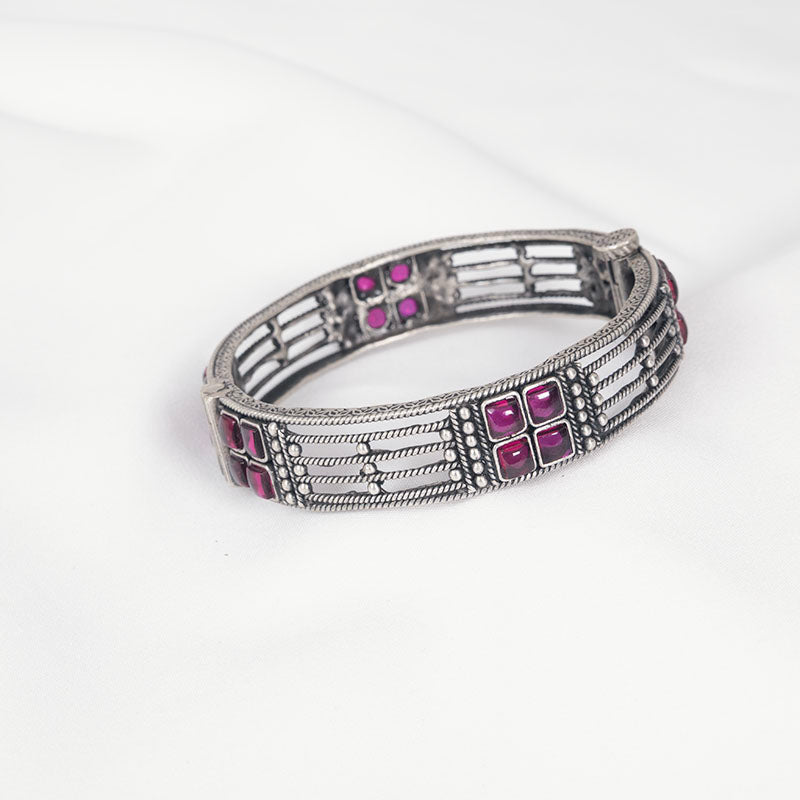 Oxidised red stones kada (single)