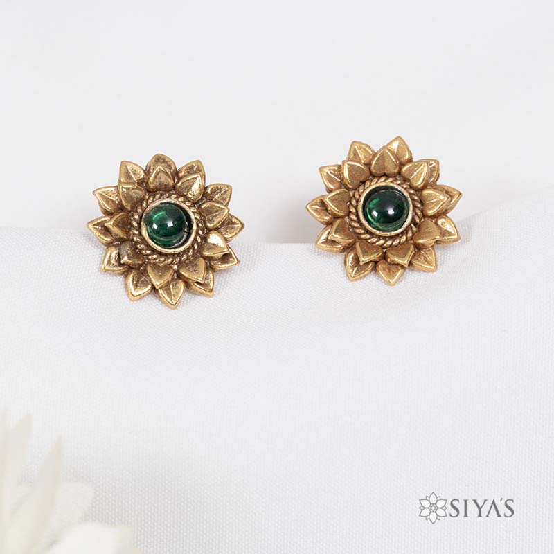 Green flower studs