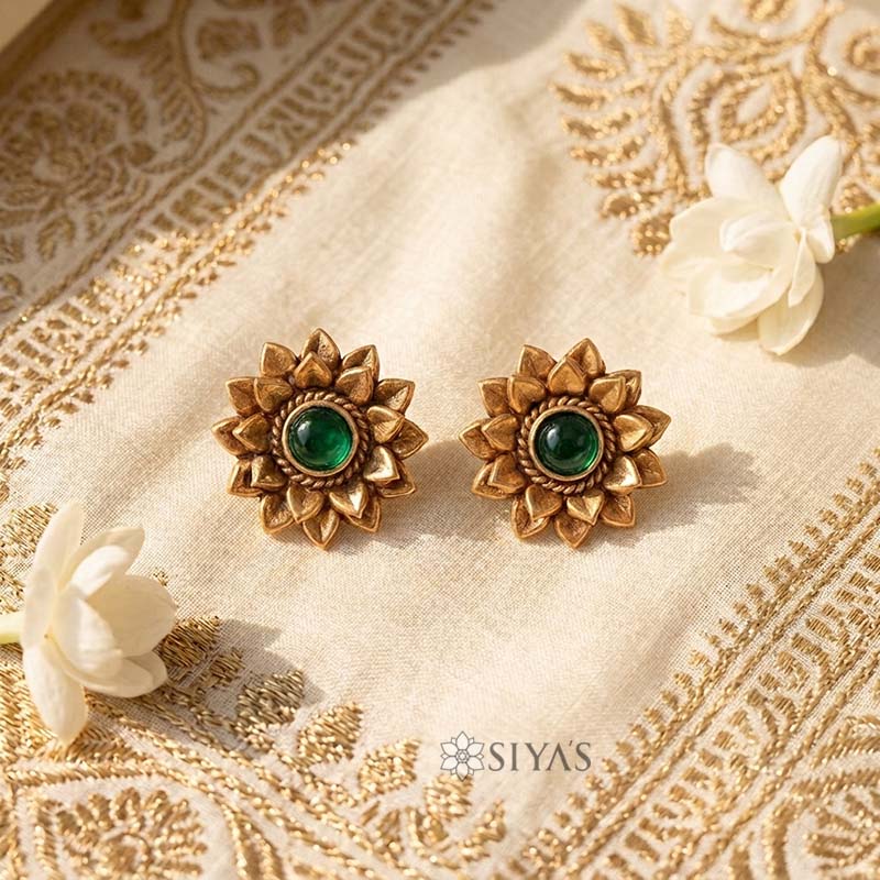 Green flower studs