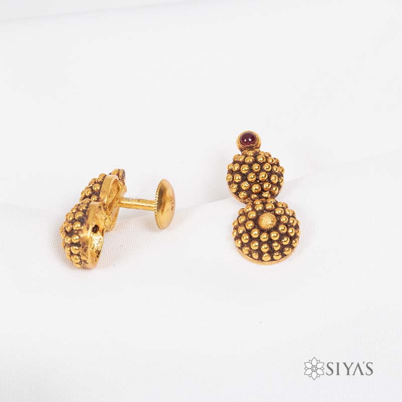 Gold studs