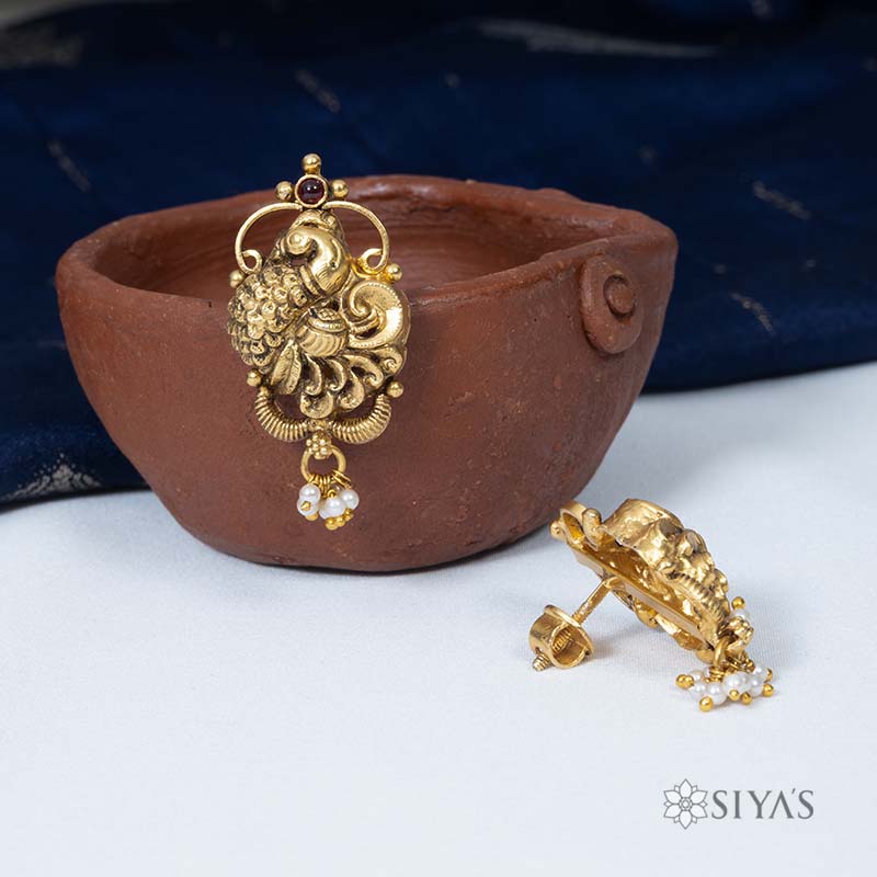 Peacock Golden Studs