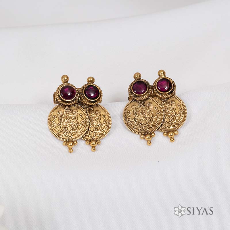 Lakshmi kasu studs