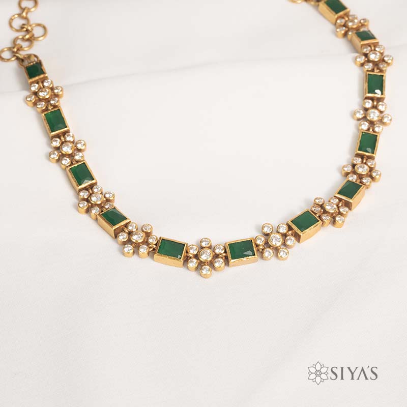 Green and white stone necklace