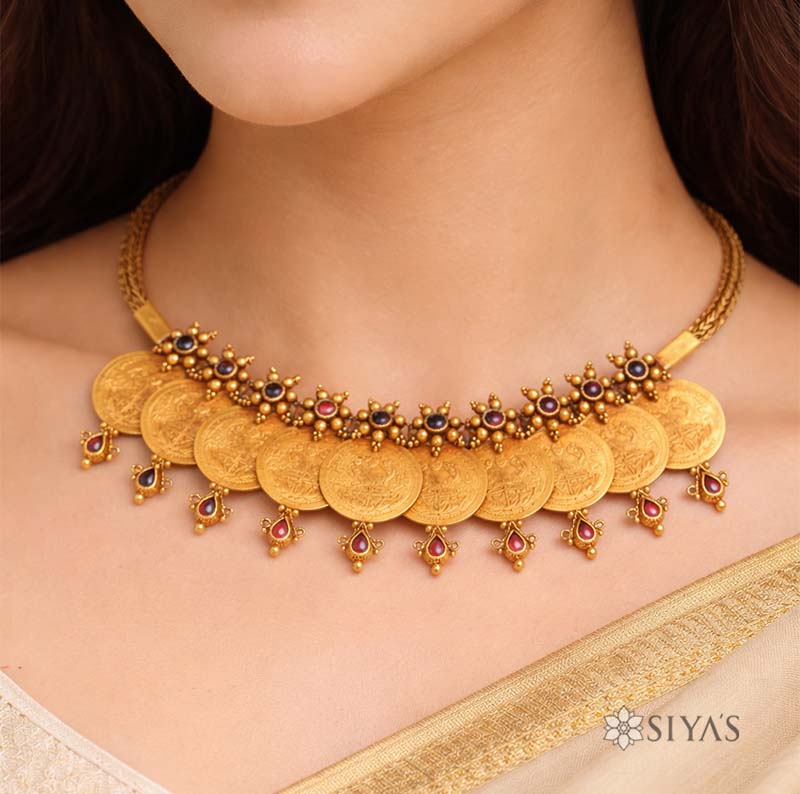 Elegant red stone coin necklace