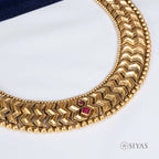Statement neckpiece