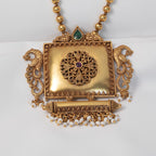 Square pendant  long chain
