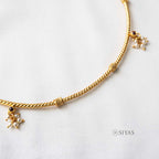 Hasli with pearls