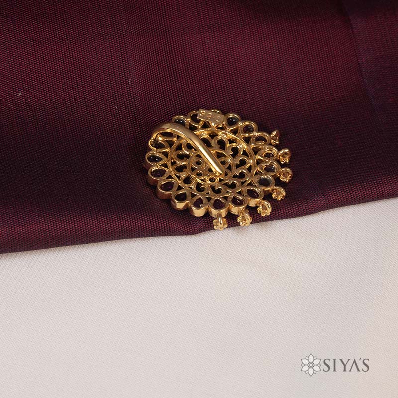 Red stones pendant