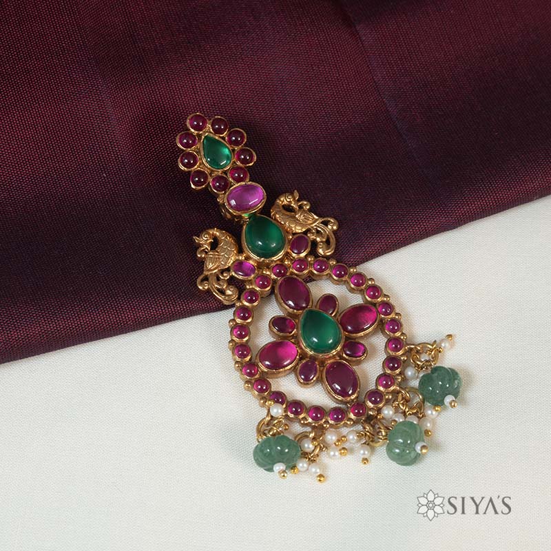 Red and green stones pendant