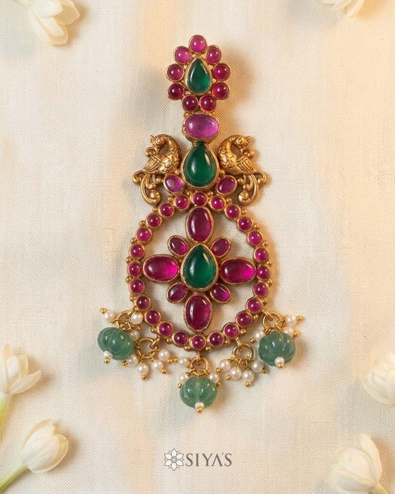 Red and green stones pendant