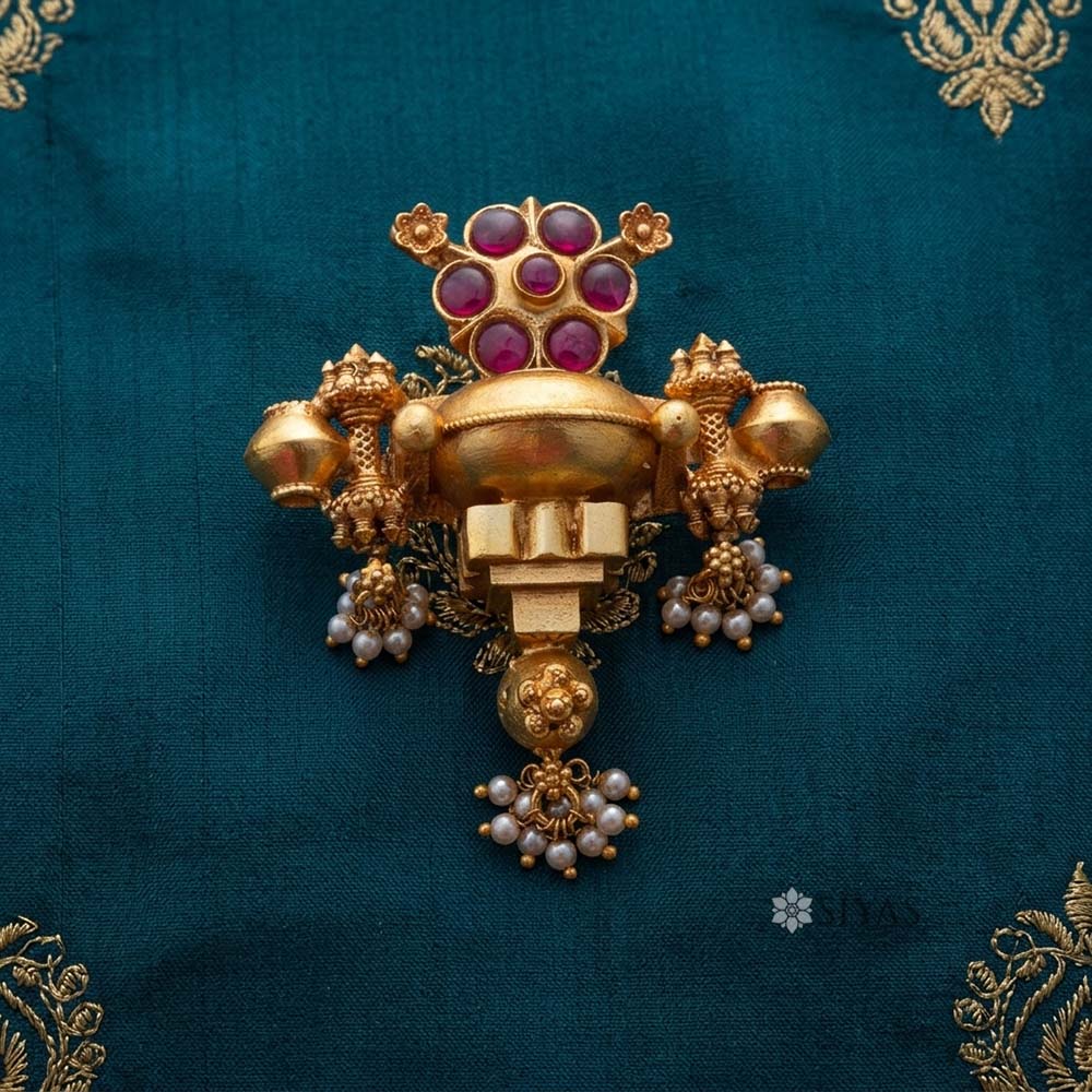 Heritage temple pendant
