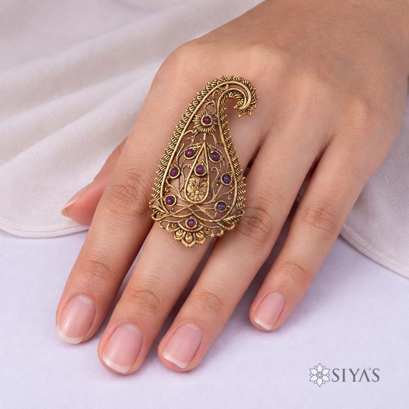 Mango shaped ring