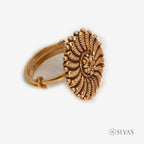 Golden star ring